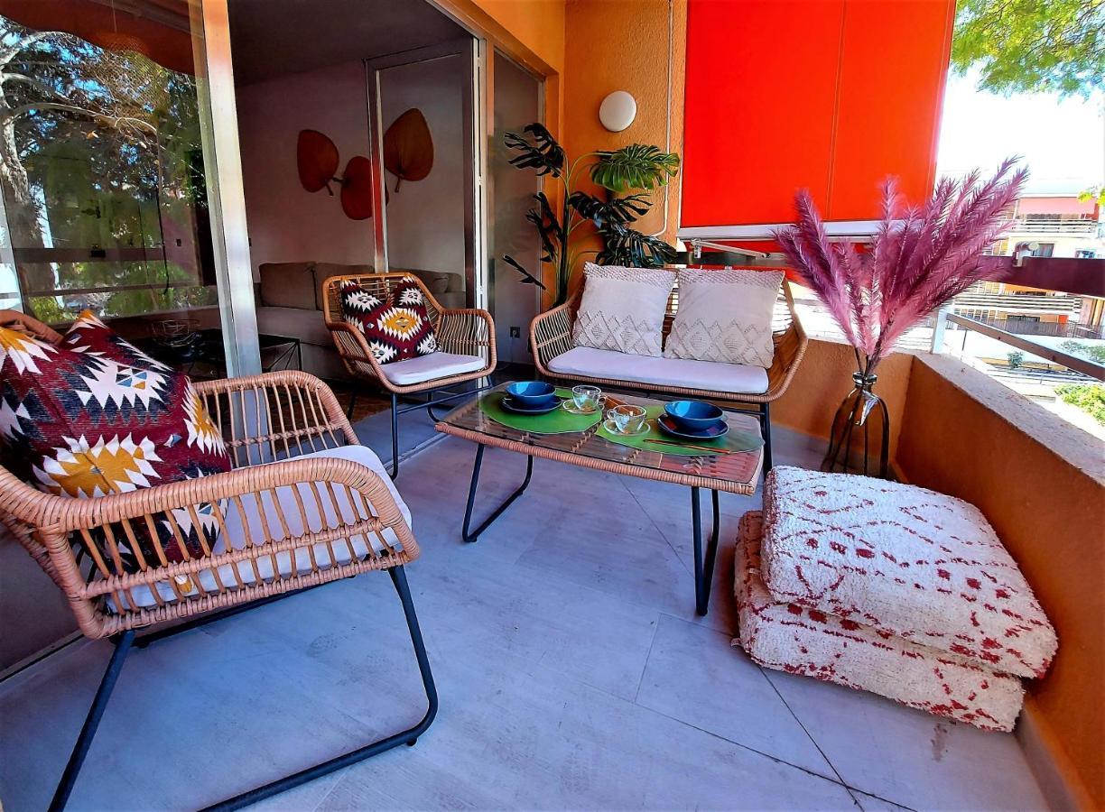 Cozy 2-Bed 2-Bathroom Apartment In Marbella Town Centre Kültér fotó